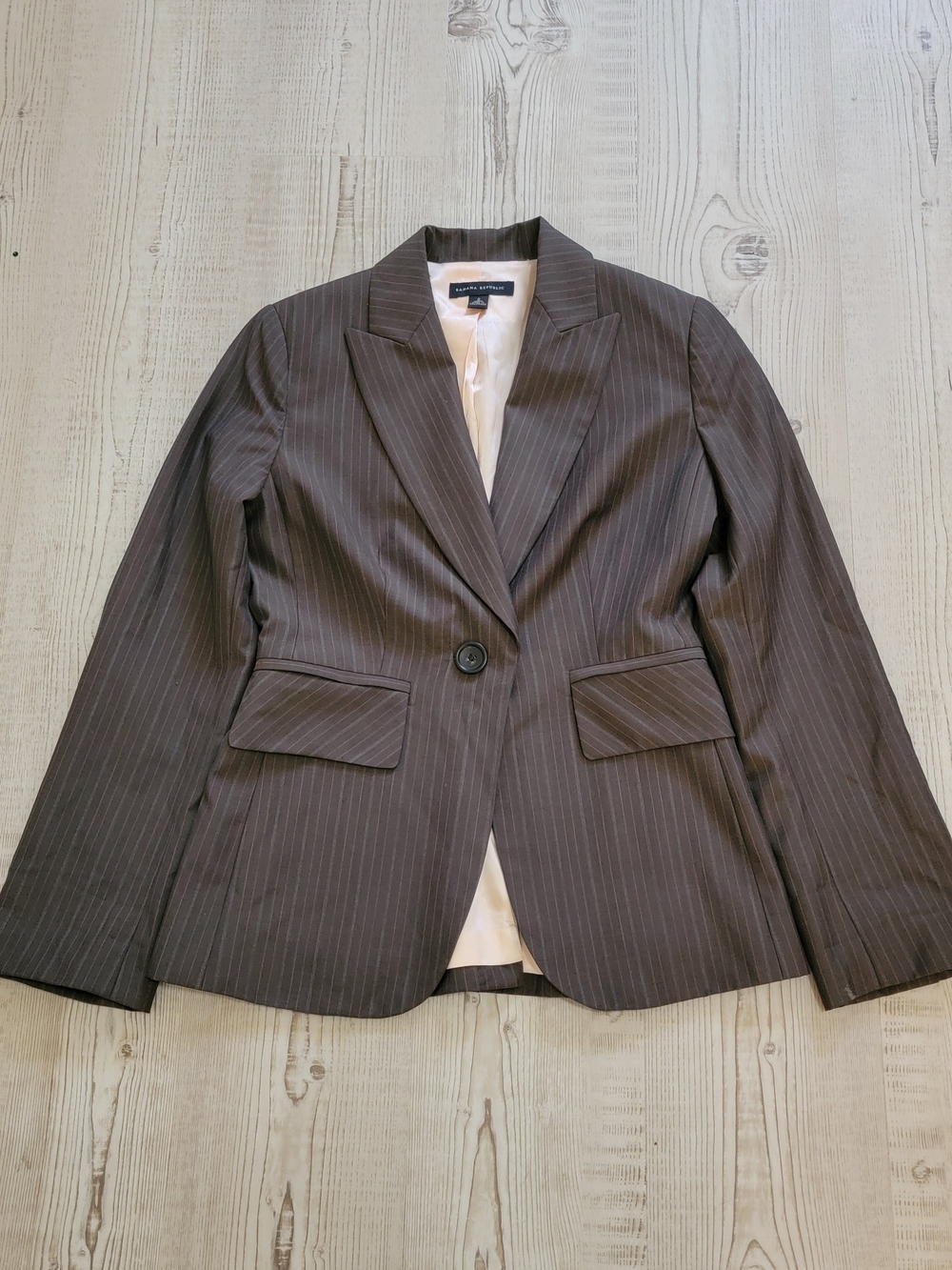 Banana Republic Women's Dark Gray Wool Pinstripe Single-Button Blazer Size 2